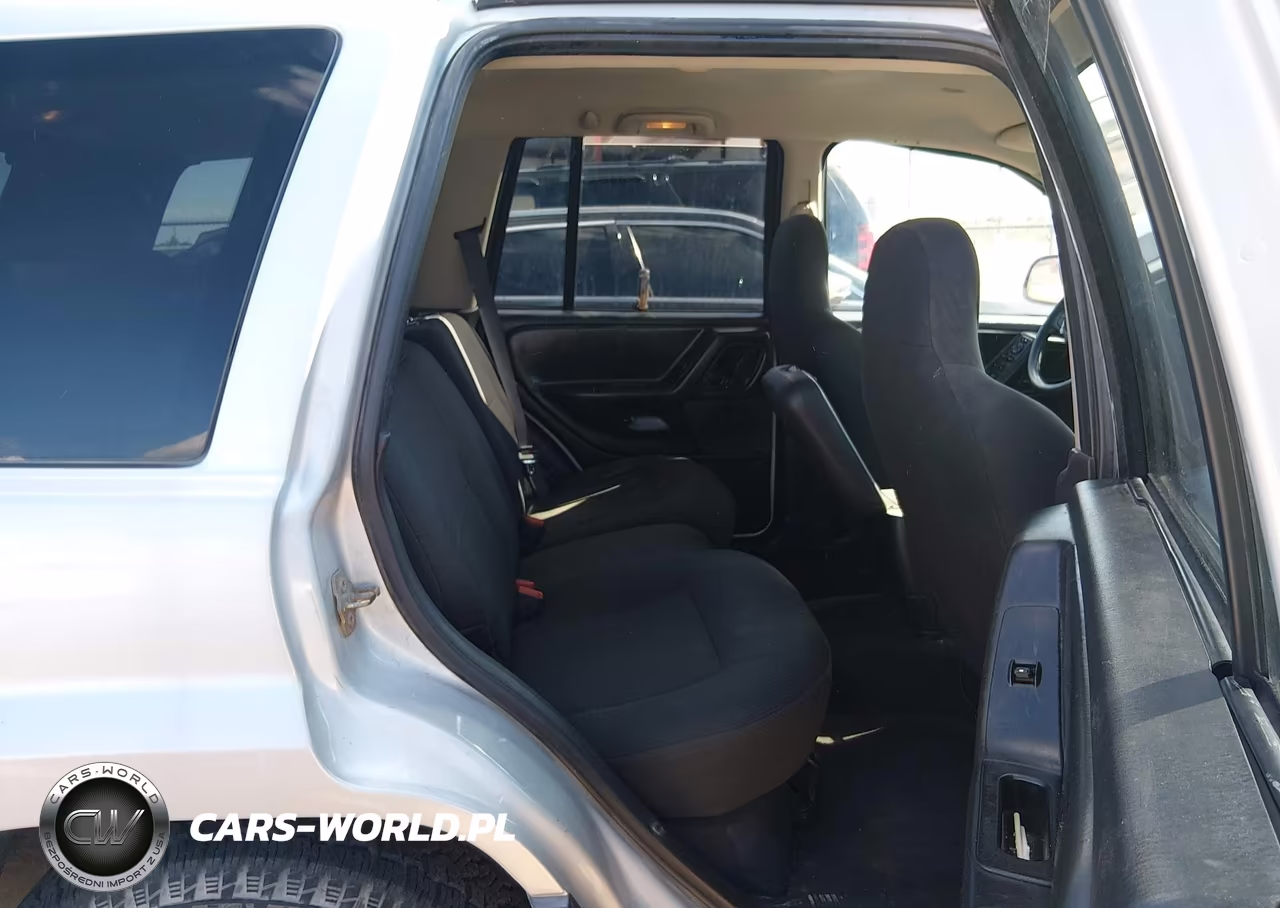 2003 Jeep Grand Cherokee Laredo VIN:1J4GX48S53C523454 - 8