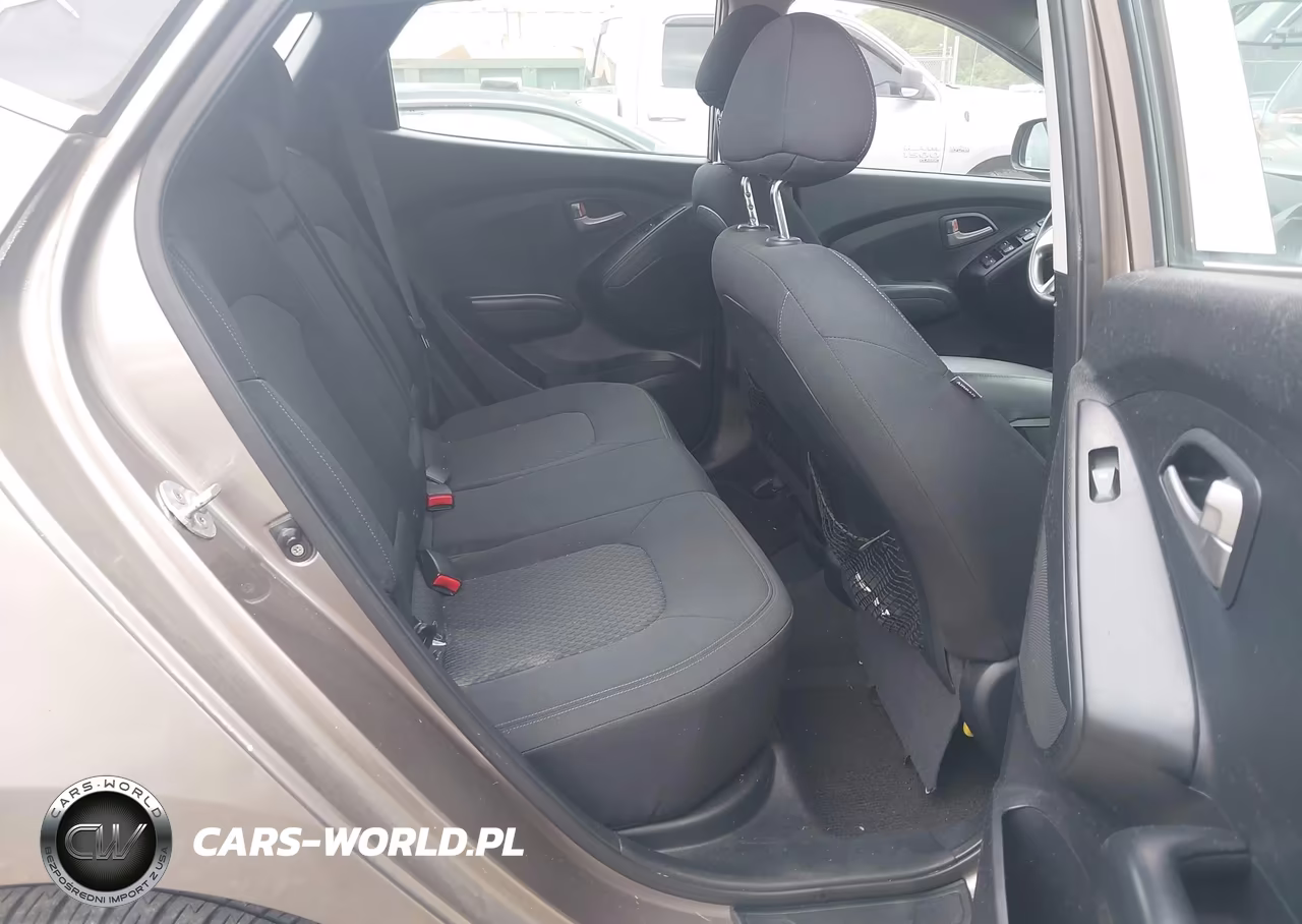 2010 Hyundai Tucson Gls VIN:KM8JT3AC2AU079554 - 8