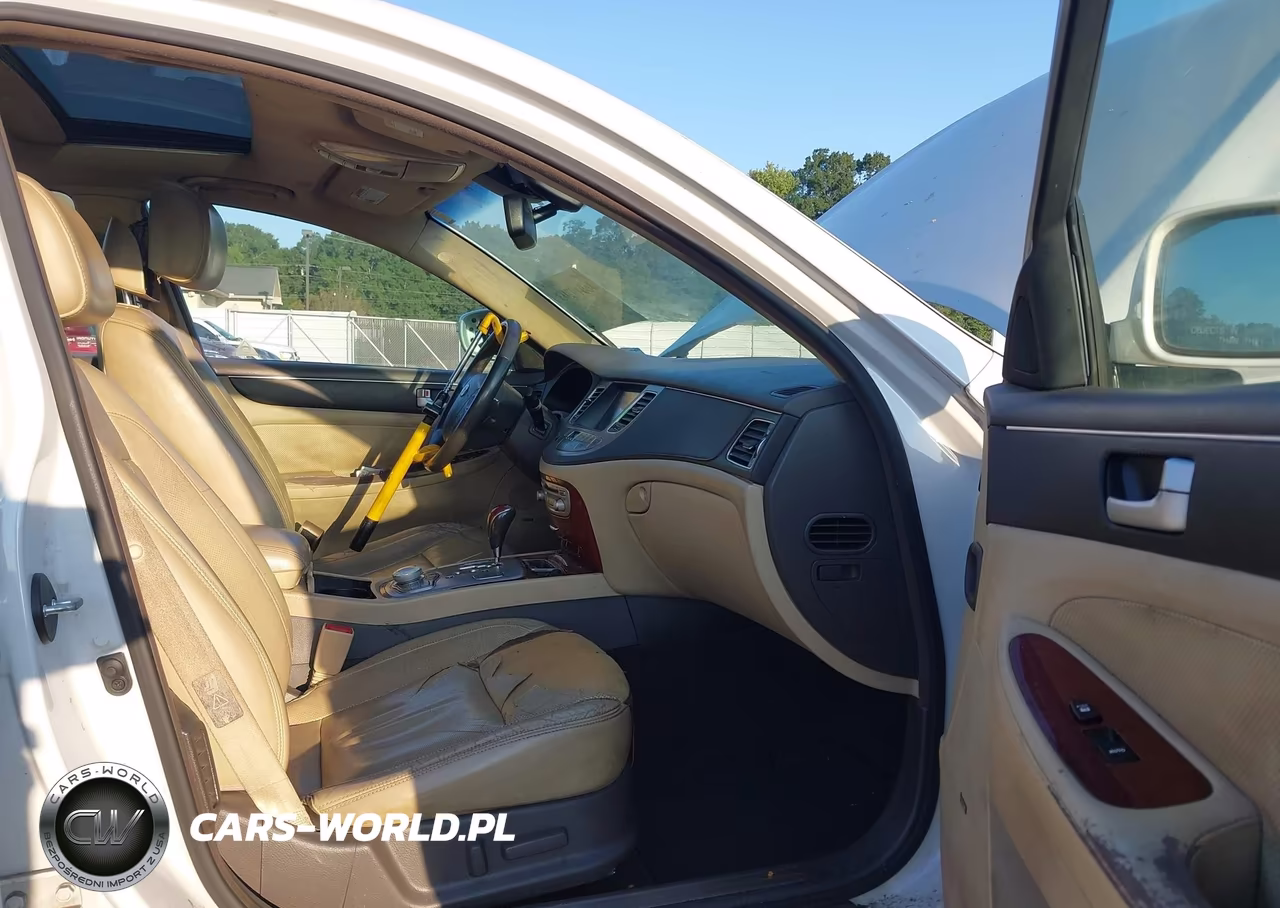 2013 Hyundai Genesis 3.8 VIN:KMHGC4DD4DU252970 - 5