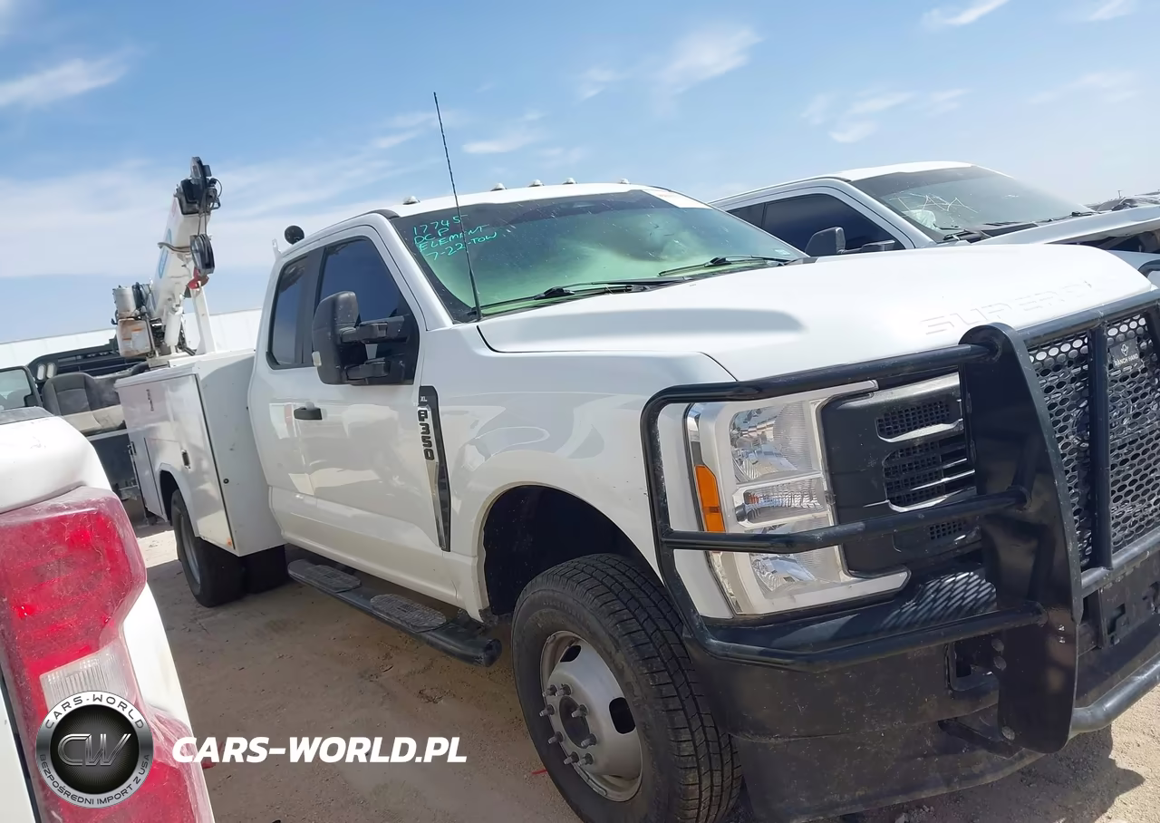 2023 Ford F-350 Chassis Xl VIN:1FD8X3HN3PED03735 - 13