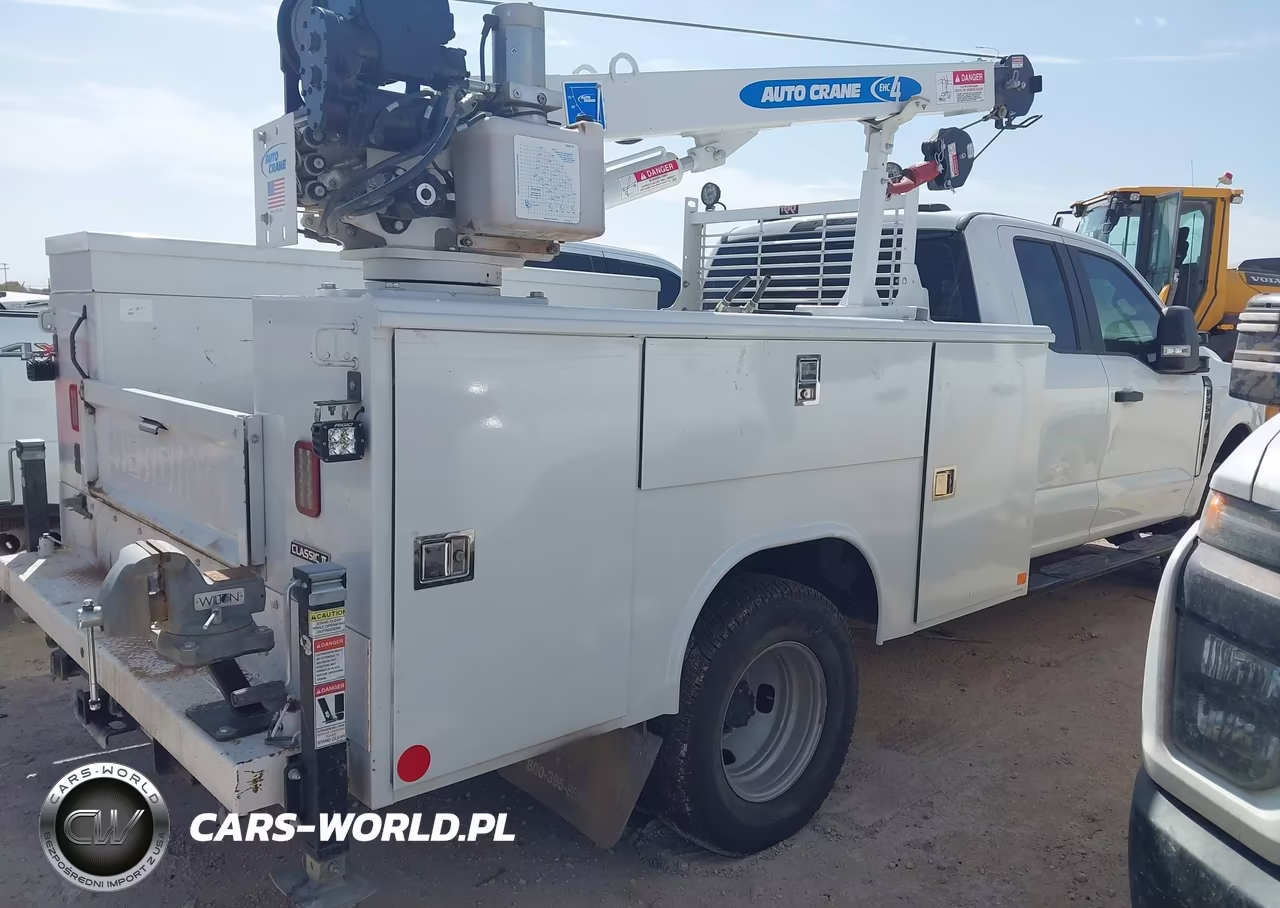 2023 Ford F-350 Chassis Xl VIN:1FD8X3HN3PED03735 - 4