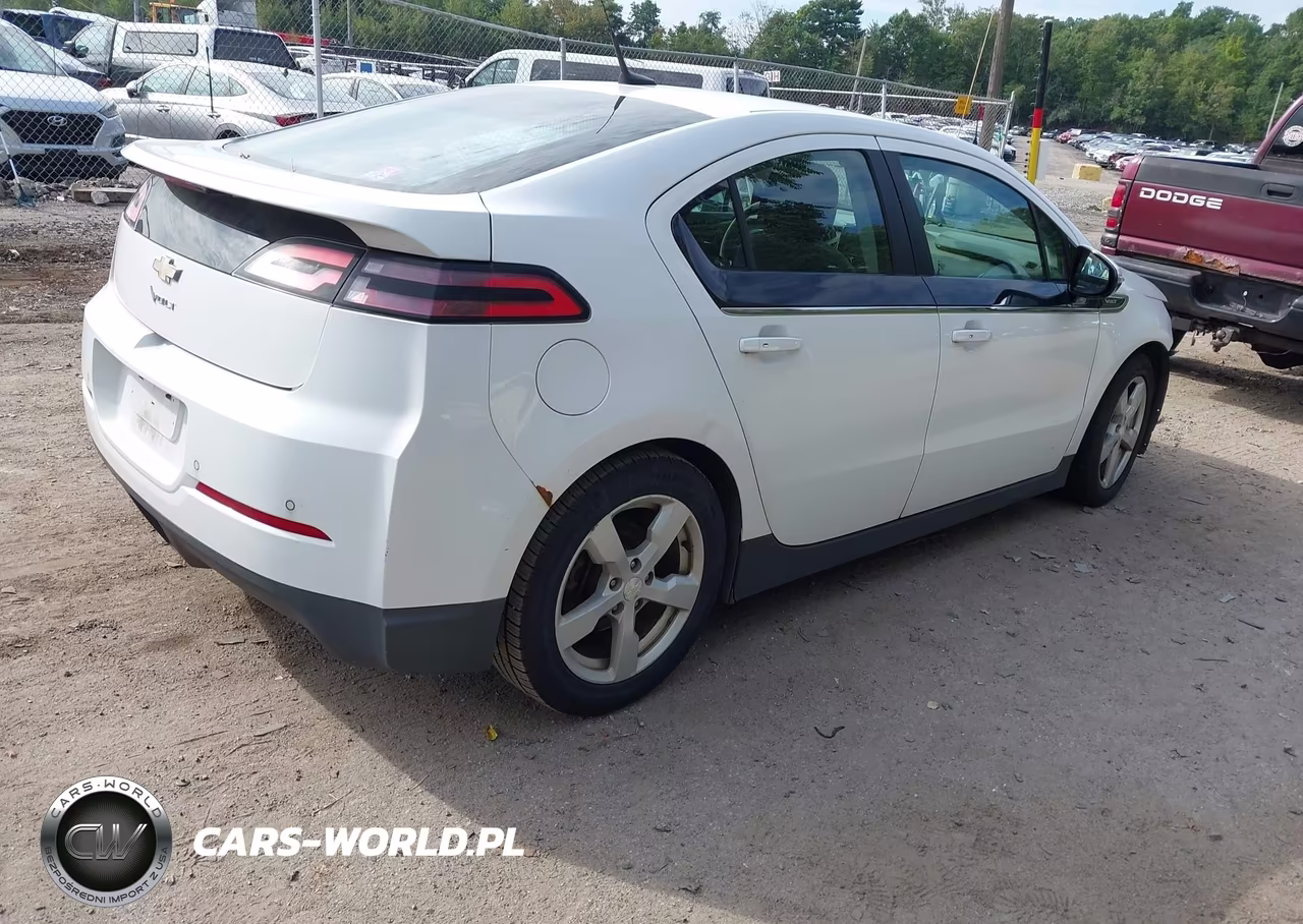 2013 Chevrolet Volt VIN:1G1RC6E44DU122056 - 4