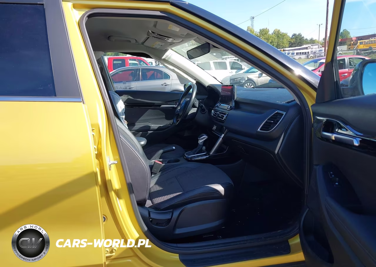 2023 Kia Seltos S VIN:KNDEU2AA4P7396142 - 5