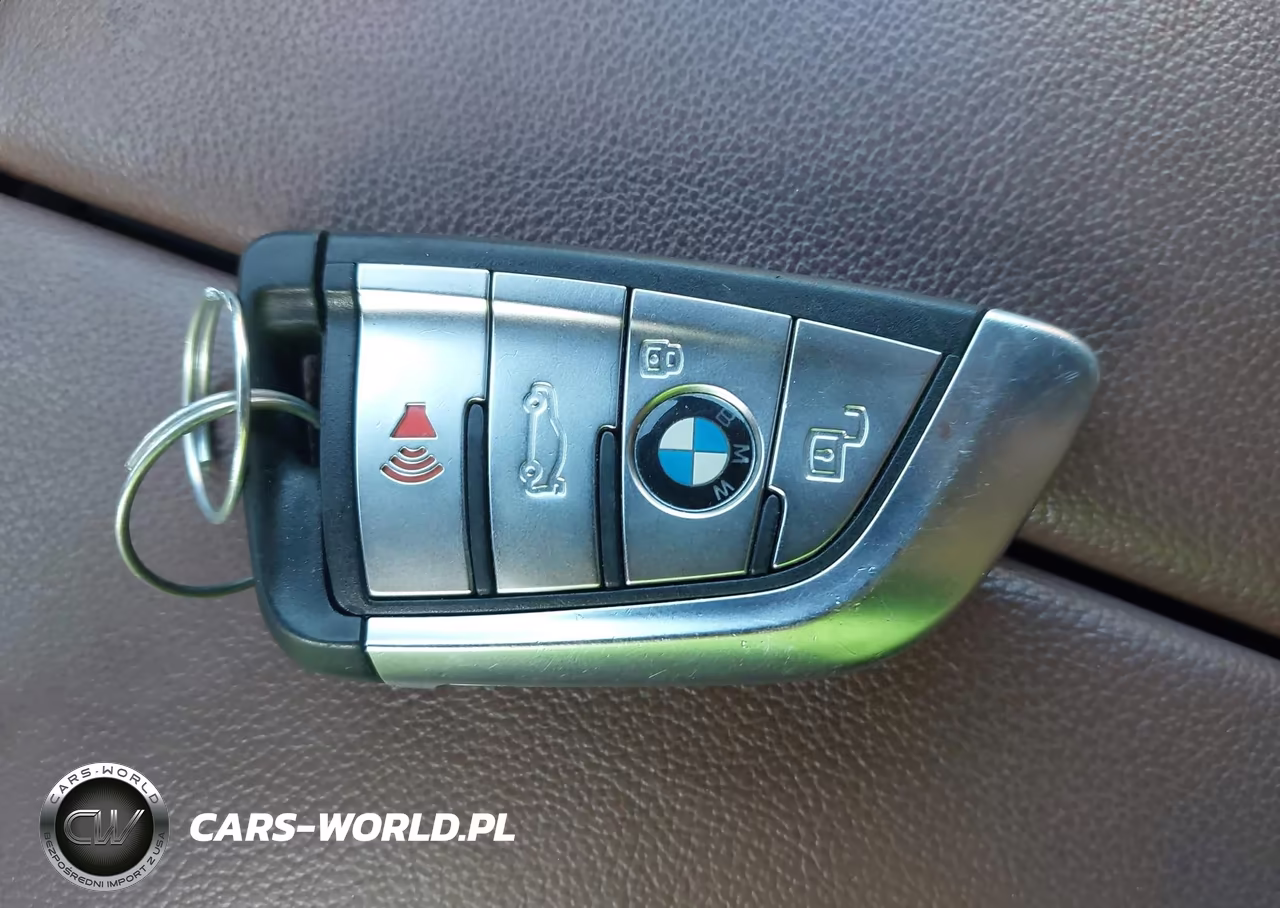 2022 BMW X5 xDrive40I VIN:5UXCR6C05N9L99894 - 11