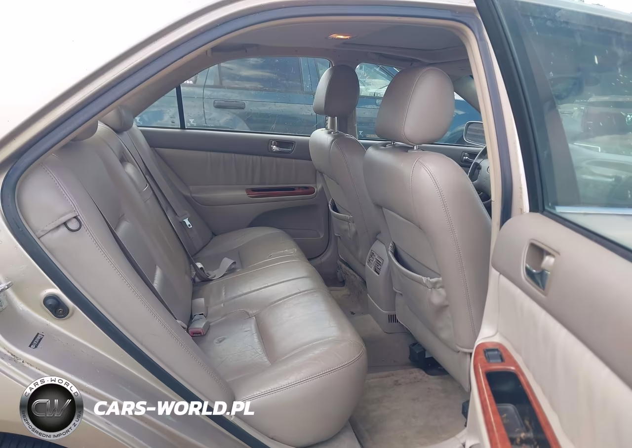 2004 Toyota Camry Xle VIN:4T1BE32KX4U891967 - 8