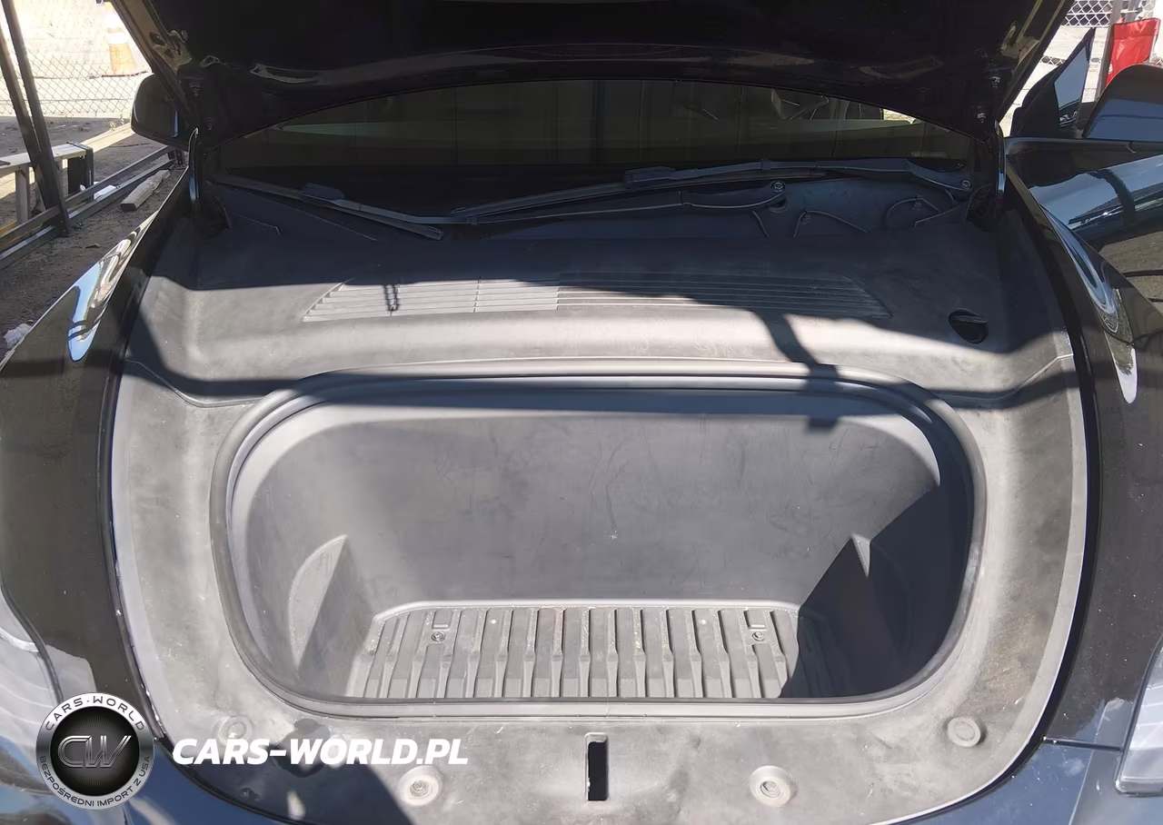 2021 Tesla Model Y Long Range Dual Motor All-Wheel Drive VIN:5YJYGDEE3MF120621 - 10