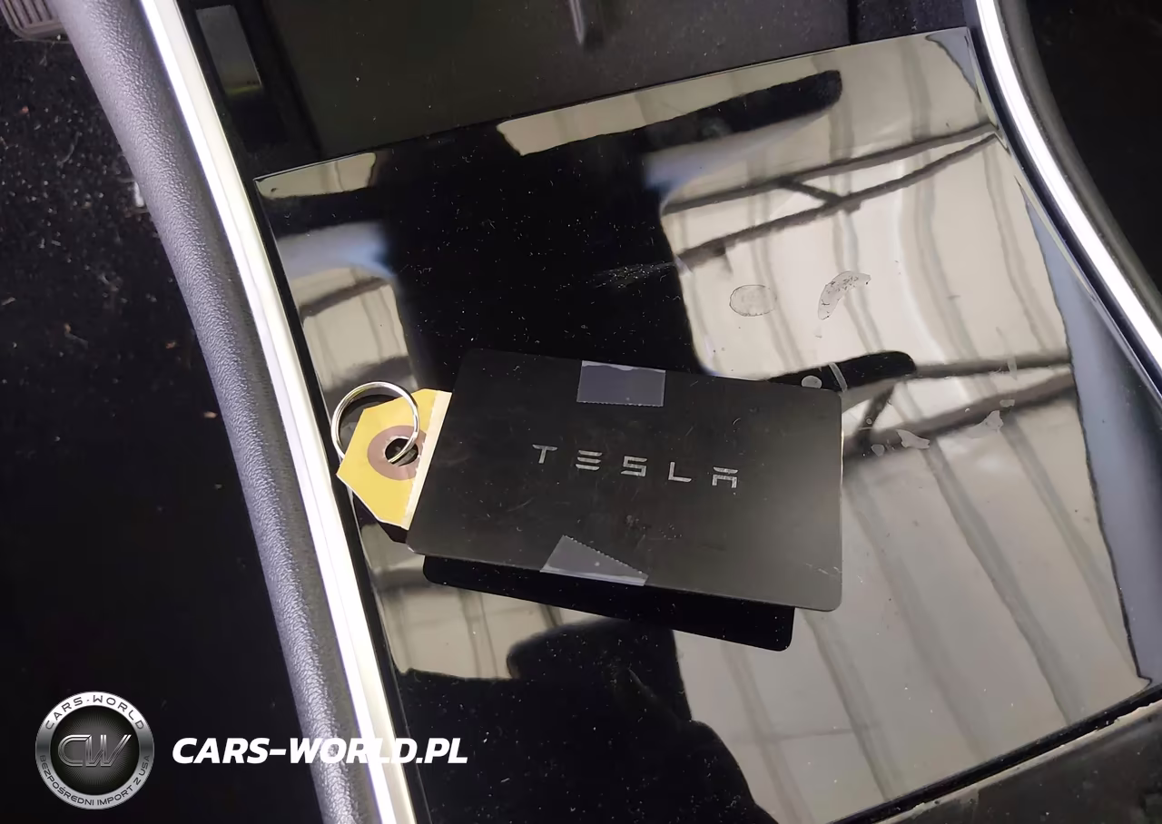2021 Tesla Model Y Long Range Dual Motor All-Wheel Drive VIN:5YJYGDEE3MF120621 - 11