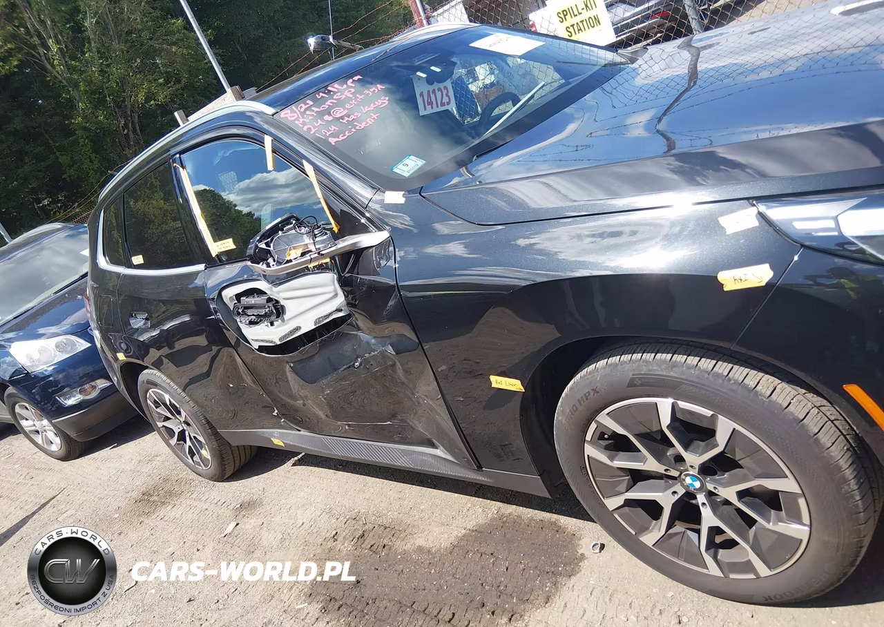 2025 BMW X3 30 xDrive VIN:5UX53GP04S9058895 - 12