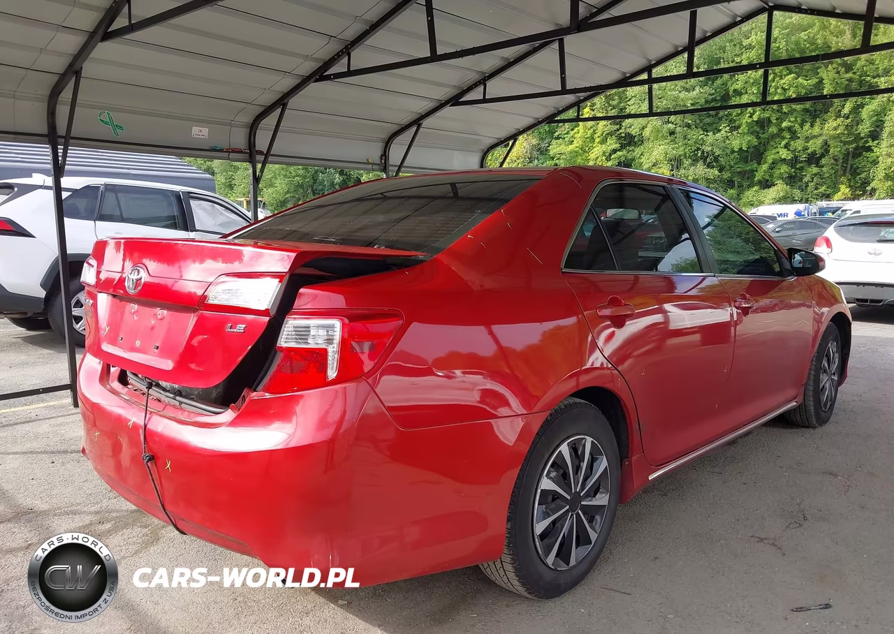 2014 Toyota Camry Le VIN:4T4BF1FK0ER427492 - 4