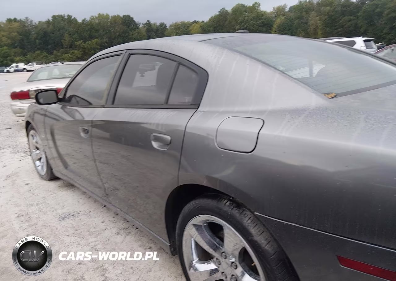 2011 Dodge Charger R-T VIN:2B3CL5CT8BH609389 - 14