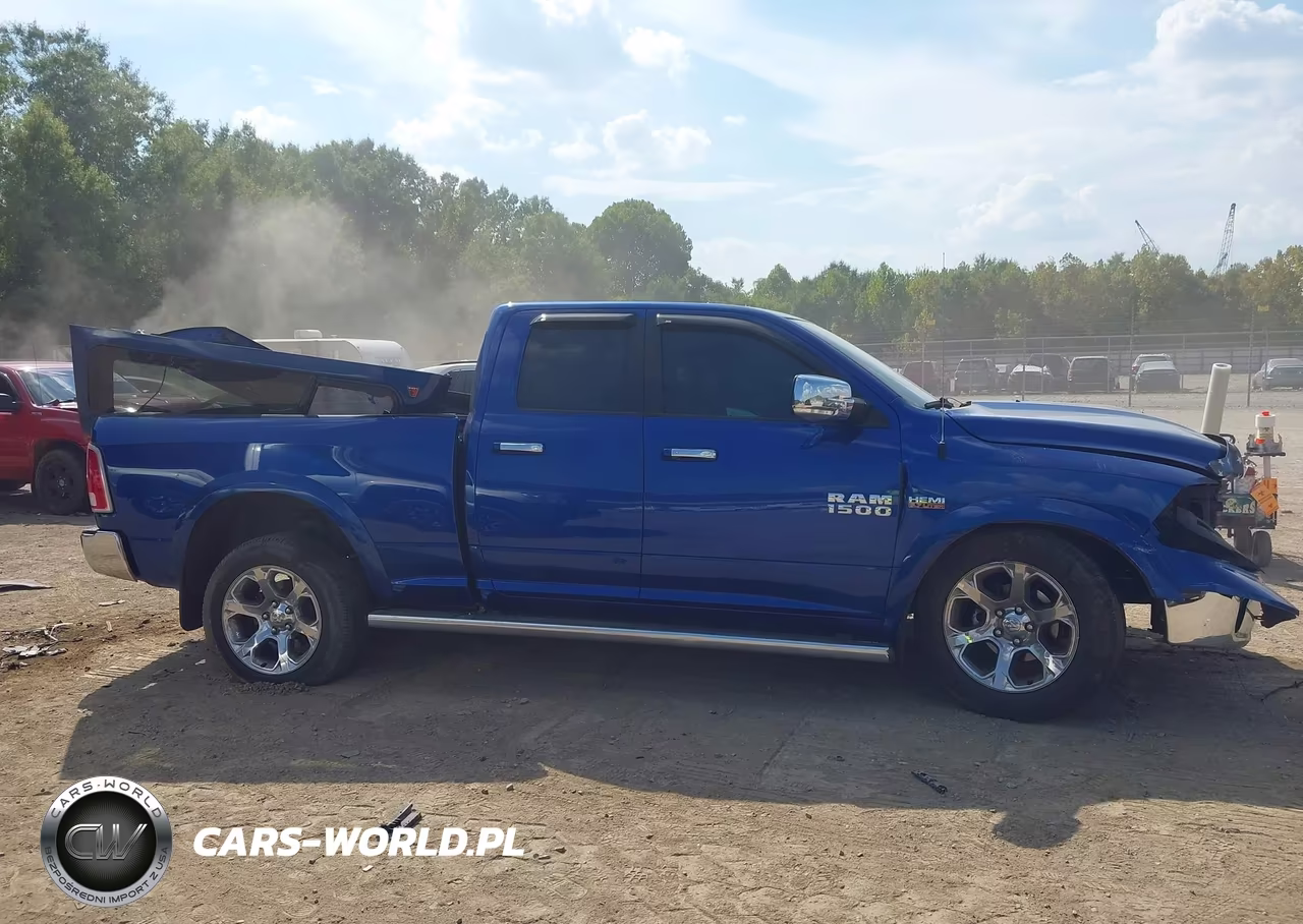 2017 Ram 1500 Laramie 4X4 6'4 Box VIN:1C6RR7JT2HS604056 - 13
