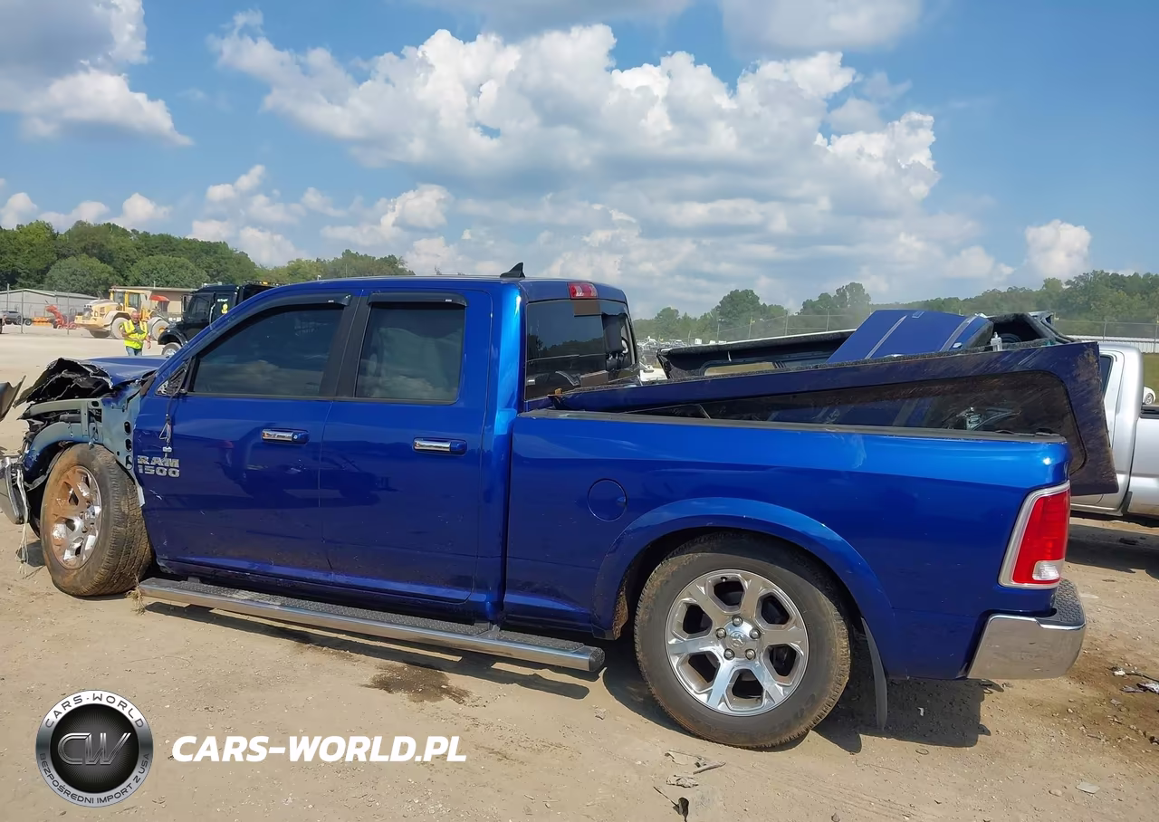 2017 Ram 1500 Laramie 4X4 6'4 Box VIN:1C6RR7JT2HS604056 - 14