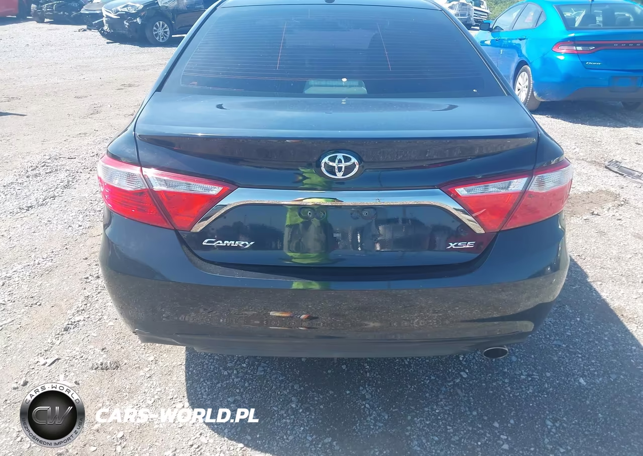 2015 Toyota Camry Xse VIN:4T1BF1FK8FU041253 - 16