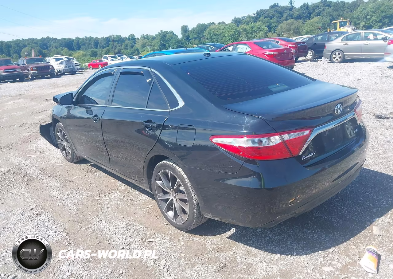 2015 Toyota Camry Xse VIN:4T1BF1FK8FU041253 - 3