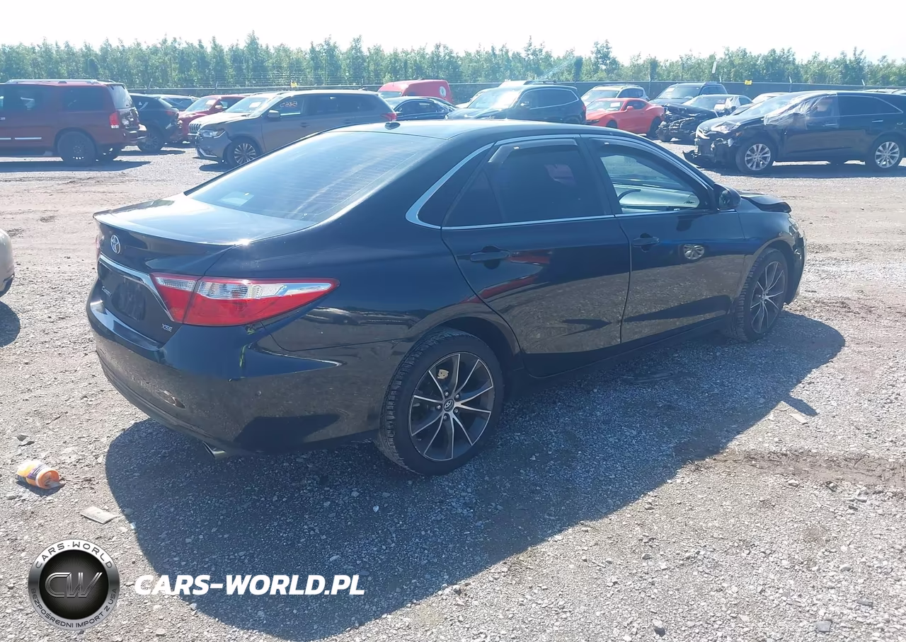 2015 Toyota Camry Xse VIN:4T1BF1FK8FU041253 - 4