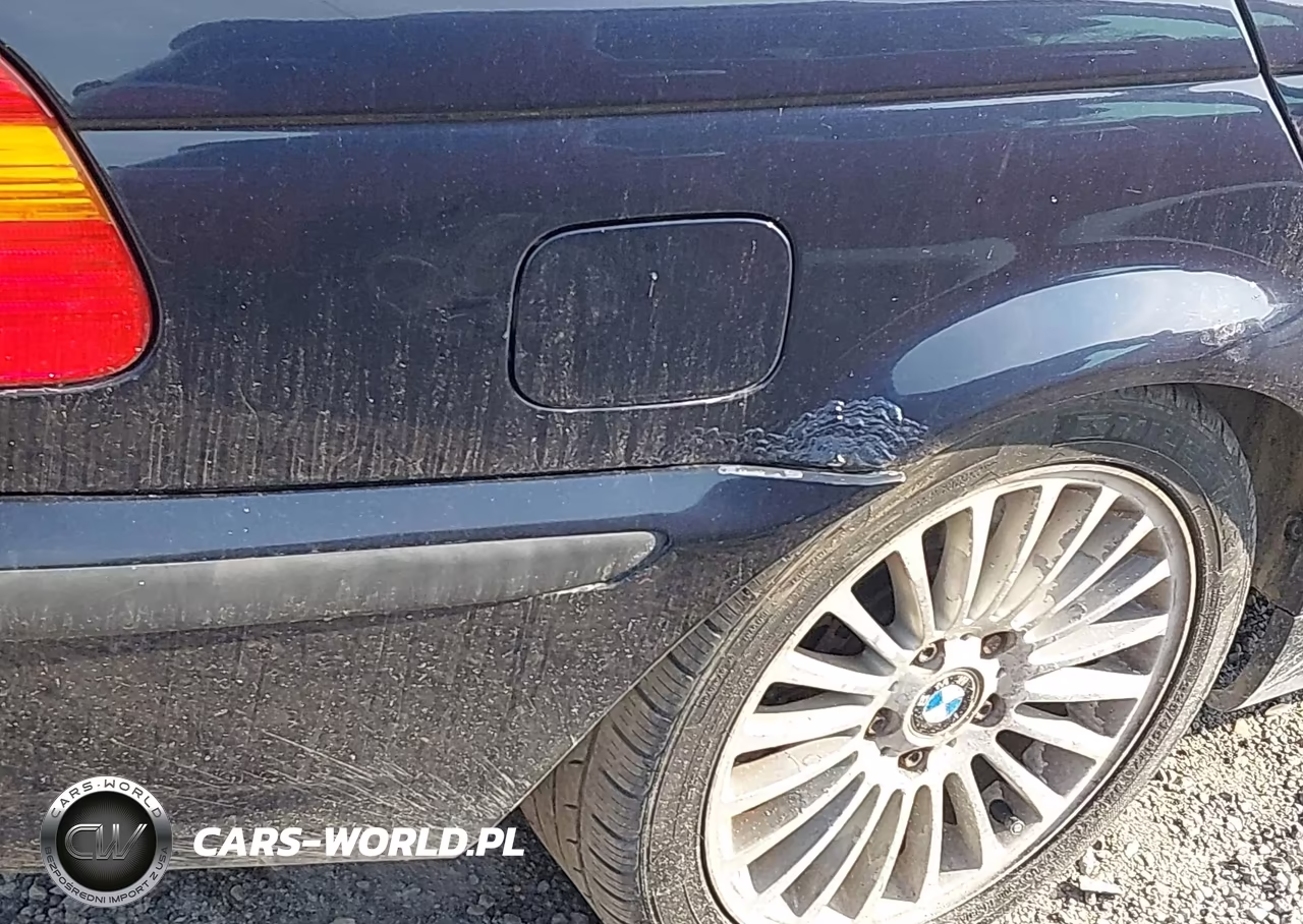 2003 BMW 330Xi VIN:WBAEW53453PG21066 - 15