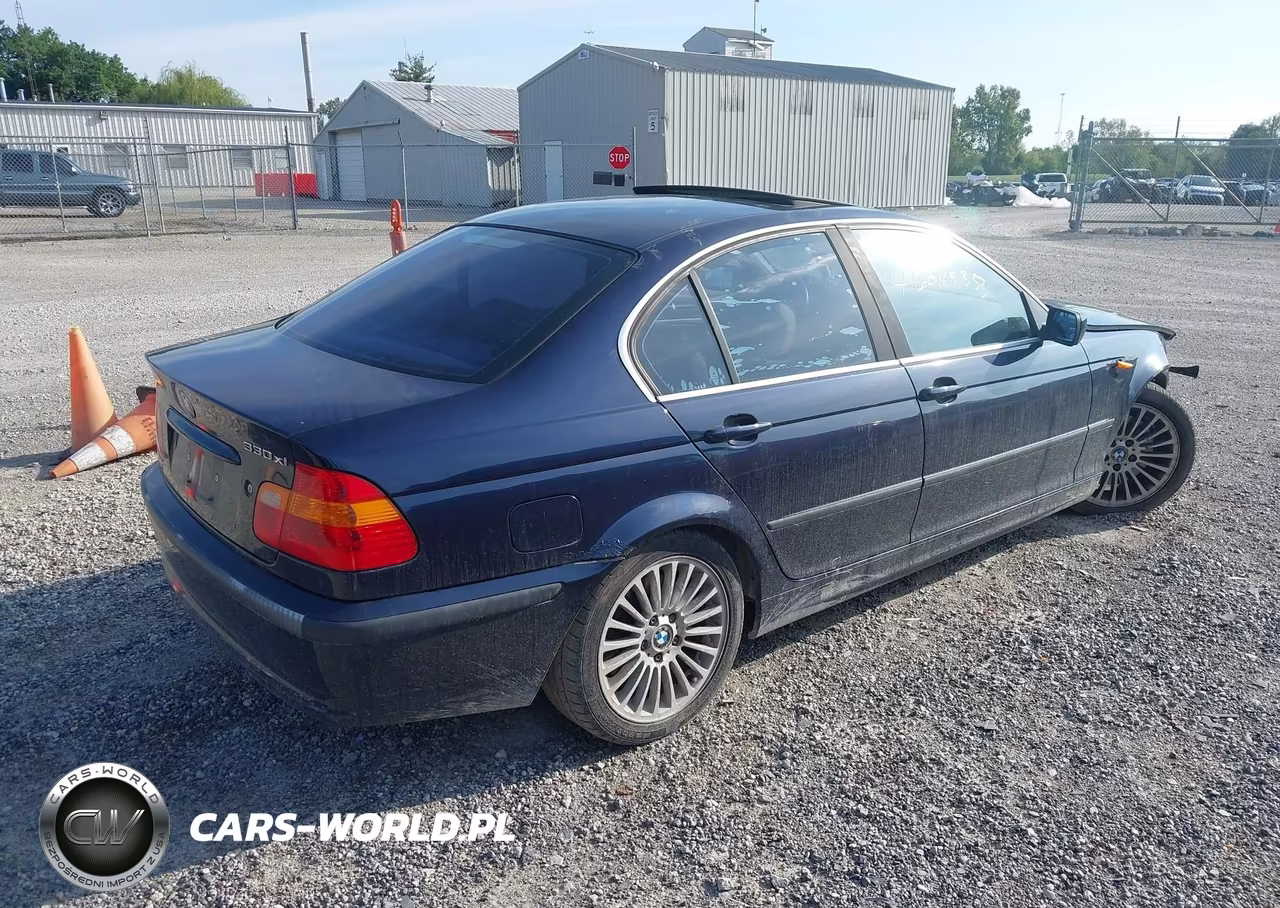 2003 BMW 330Xi VIN:WBAEW53453PG21066 - 4