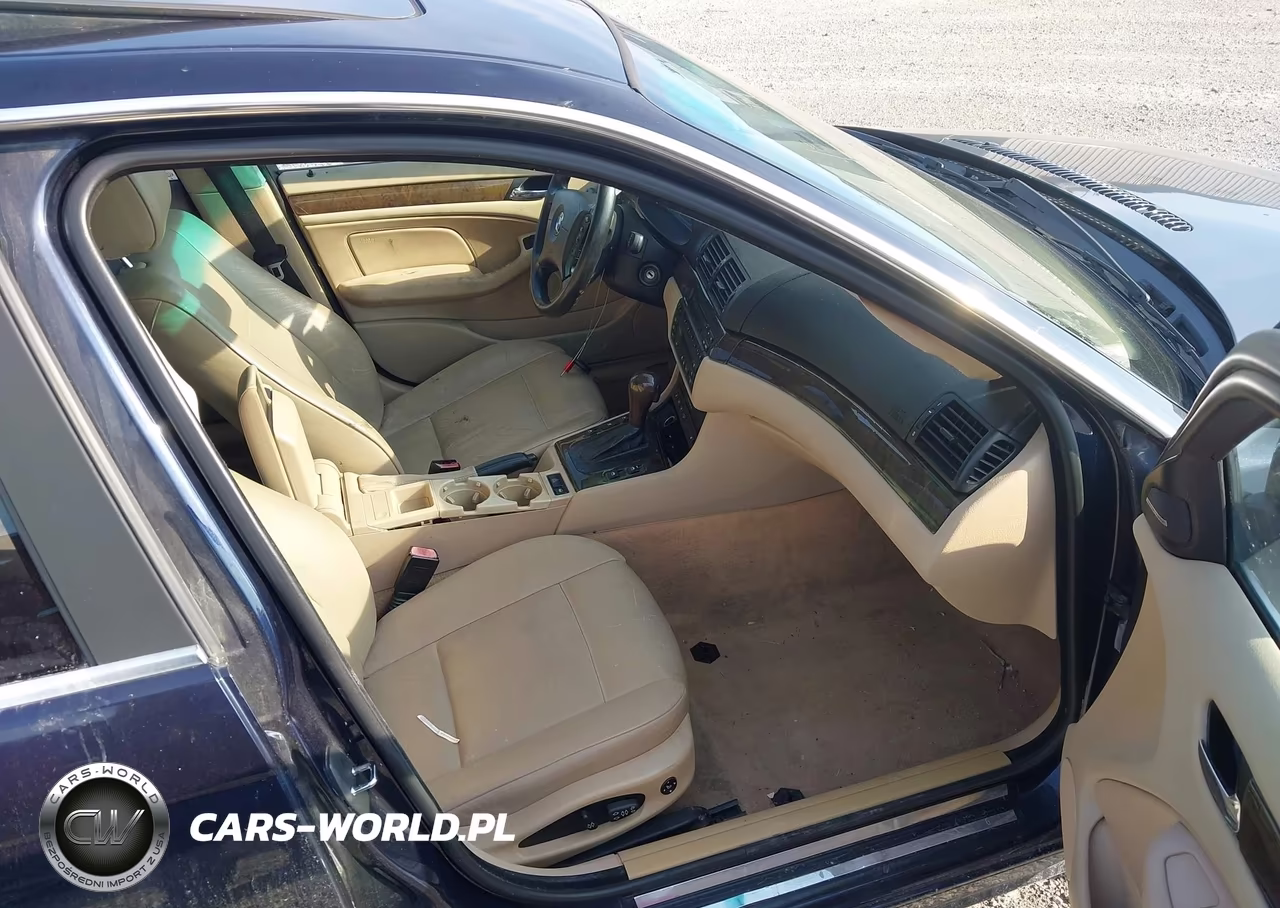2003 BMW 330Xi VIN:WBAEW53453PG21066 - 5