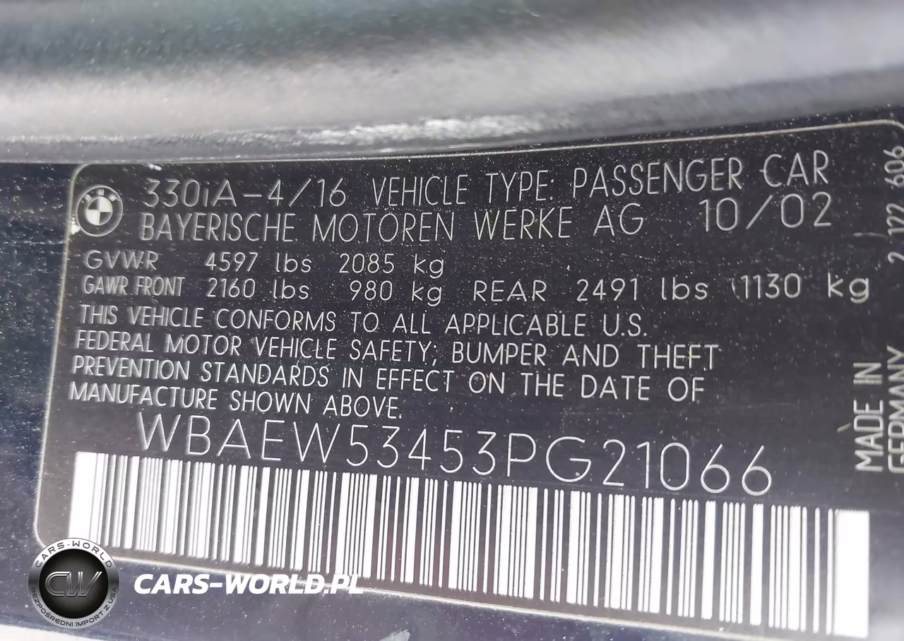 2003 BMW 330Xi VIN:WBAEW53453PG21066 - 9