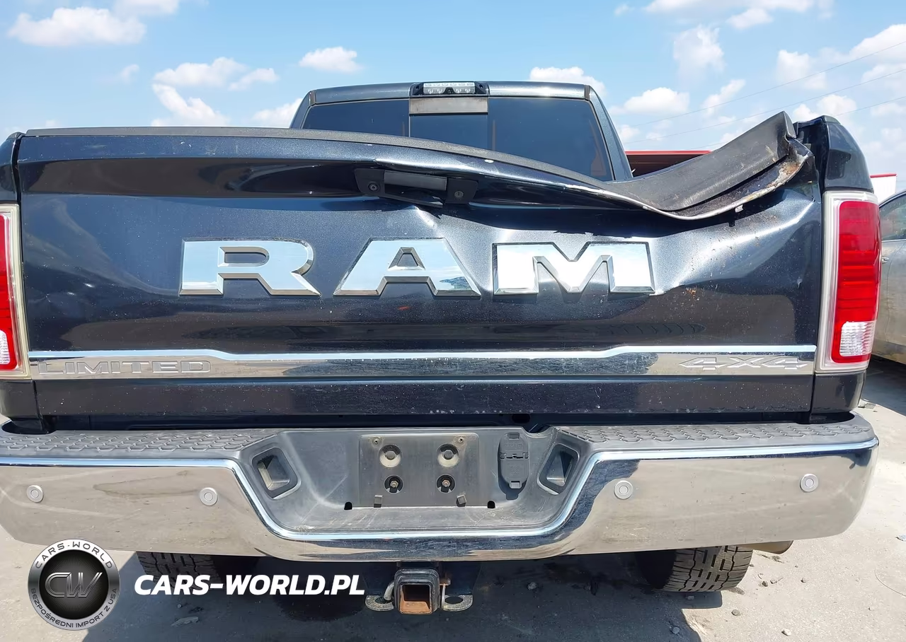 2017 Ram 3500 Limited 4X4 6'4 Box VIN:3C63R3NL9HG723593 - 15