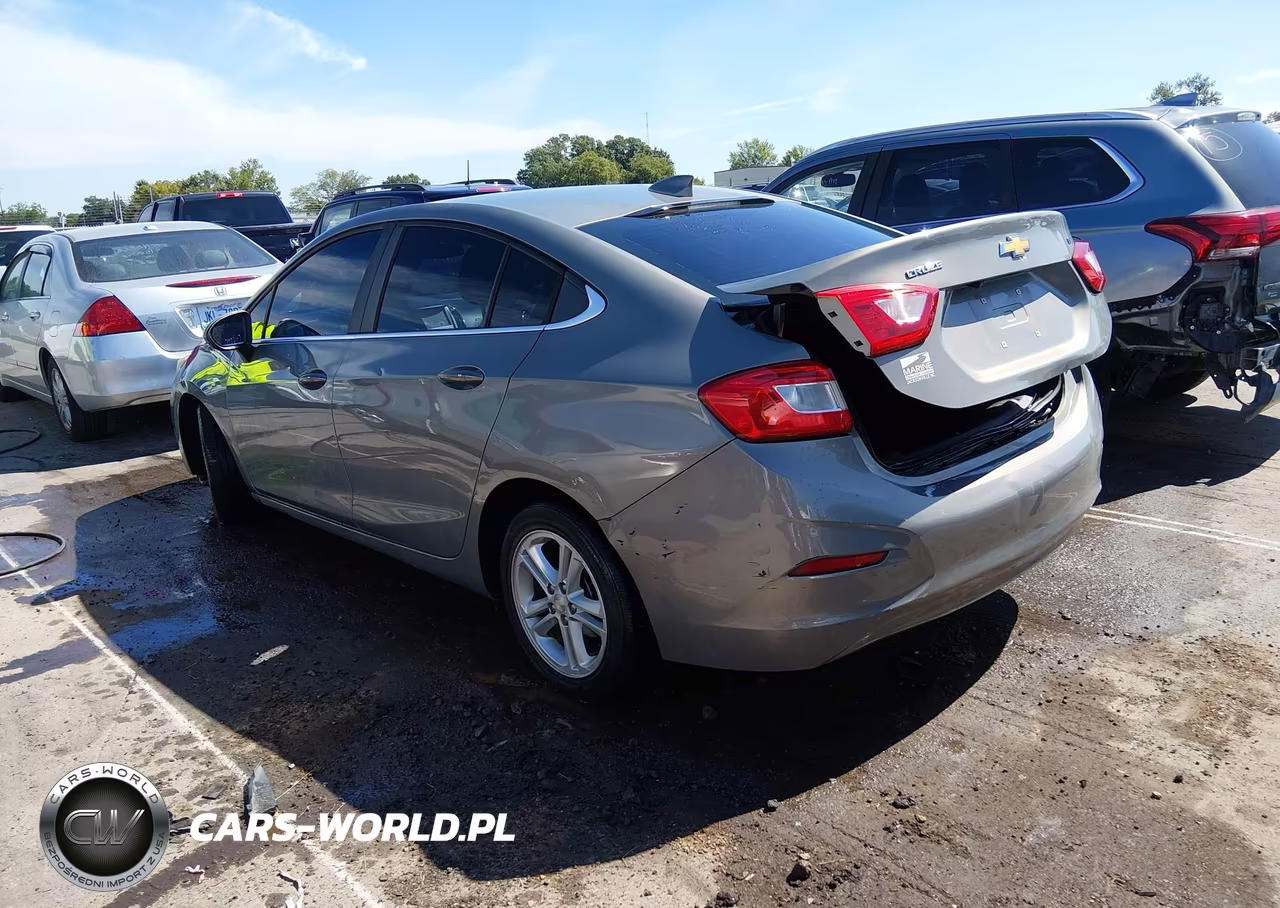 2017 Chevrolet Cruze Lt Auto VIN:1G1BE5SM5H7162967 - 3
