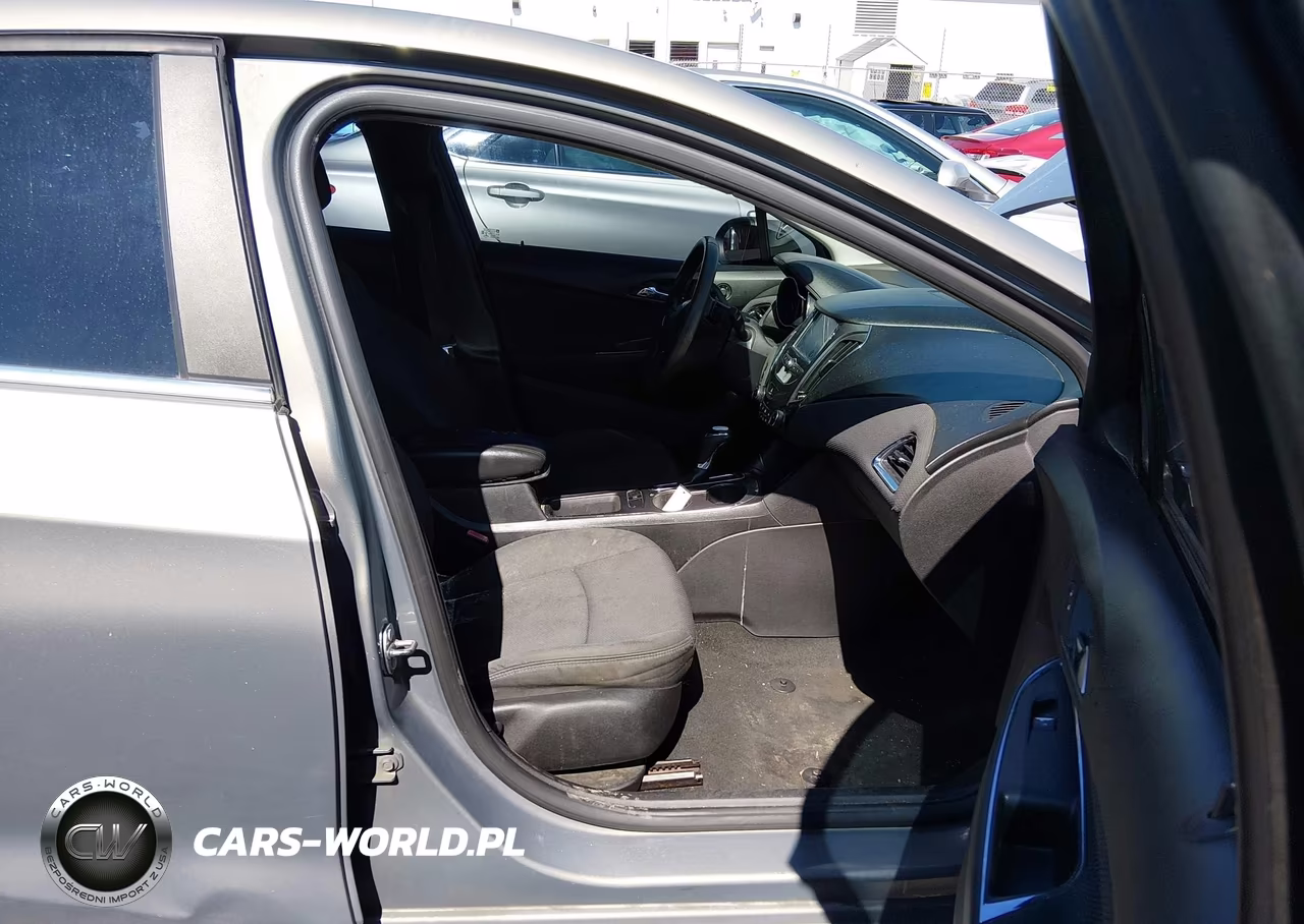 2017 Chevrolet Cruze Lt Auto VIN:1G1BE5SM5H7162967 - 5