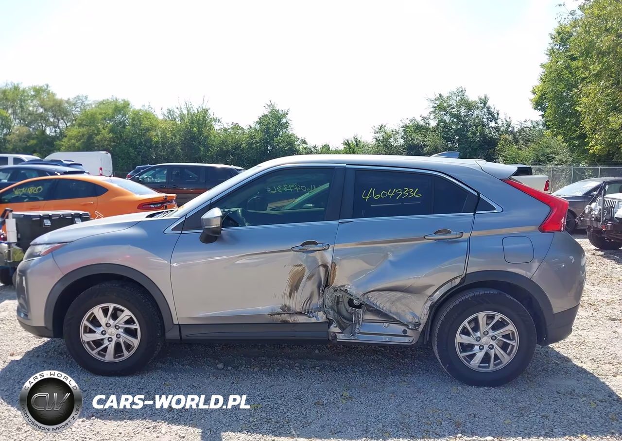 2018 Mitsubishi Eclipse Cross Es VIN:JA4AT3AA8JZ062421 - 14