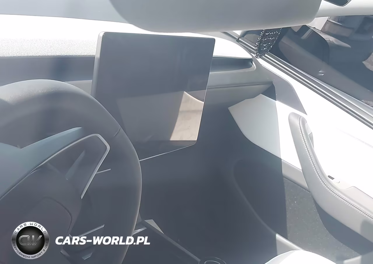 2026 Tesla Model Y Premium Rear-Wheel Drive-Rear-Wheel Drive VIN:7SAYGDED1TF433594 - 16