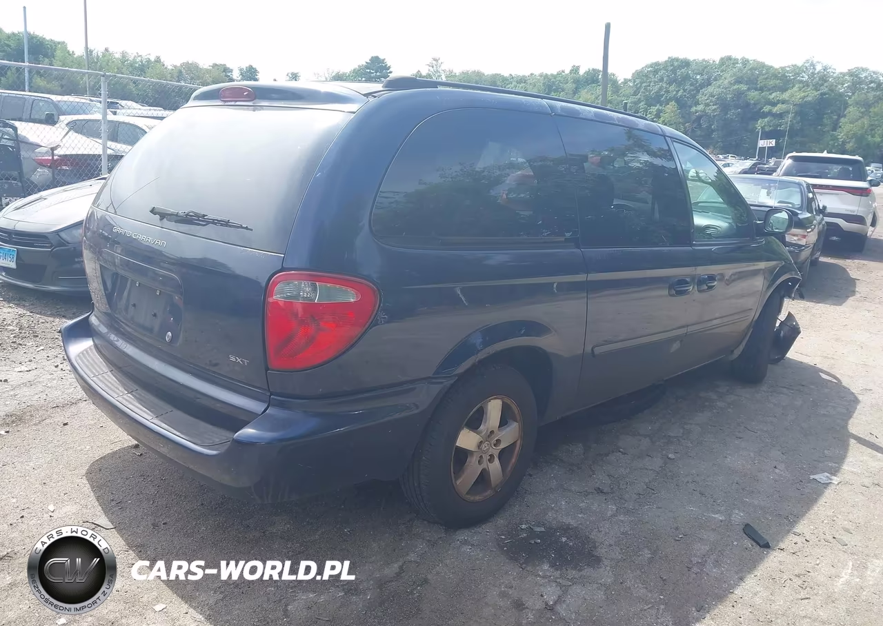 2005 Dodge Grand Caravan Sxt VIN:2D4GP44L35R380540 - 4