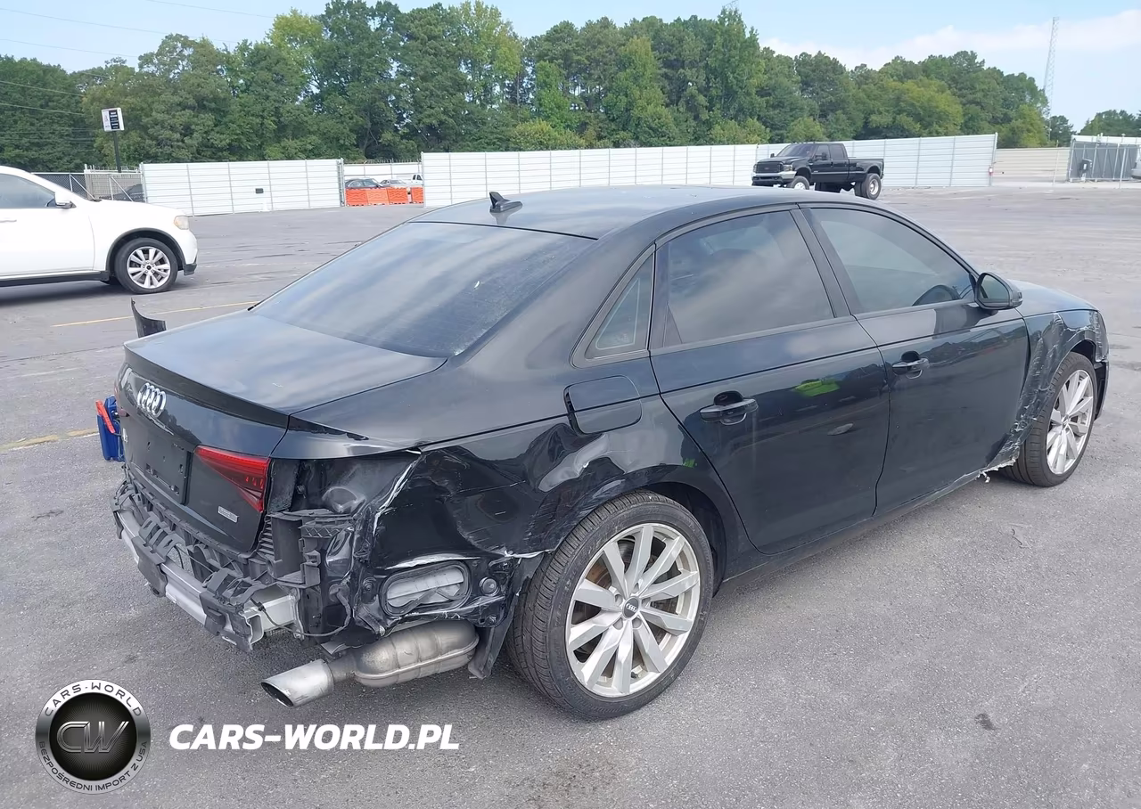 2017 Audi A4 Premium VIN:WAUGNAF47HN015896 - 4