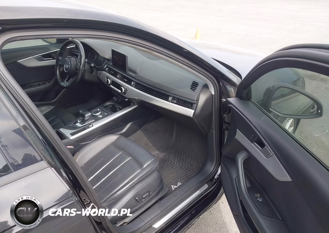 2017 Audi A4 Premium VIN:WAUGNAF47HN015896 - 5