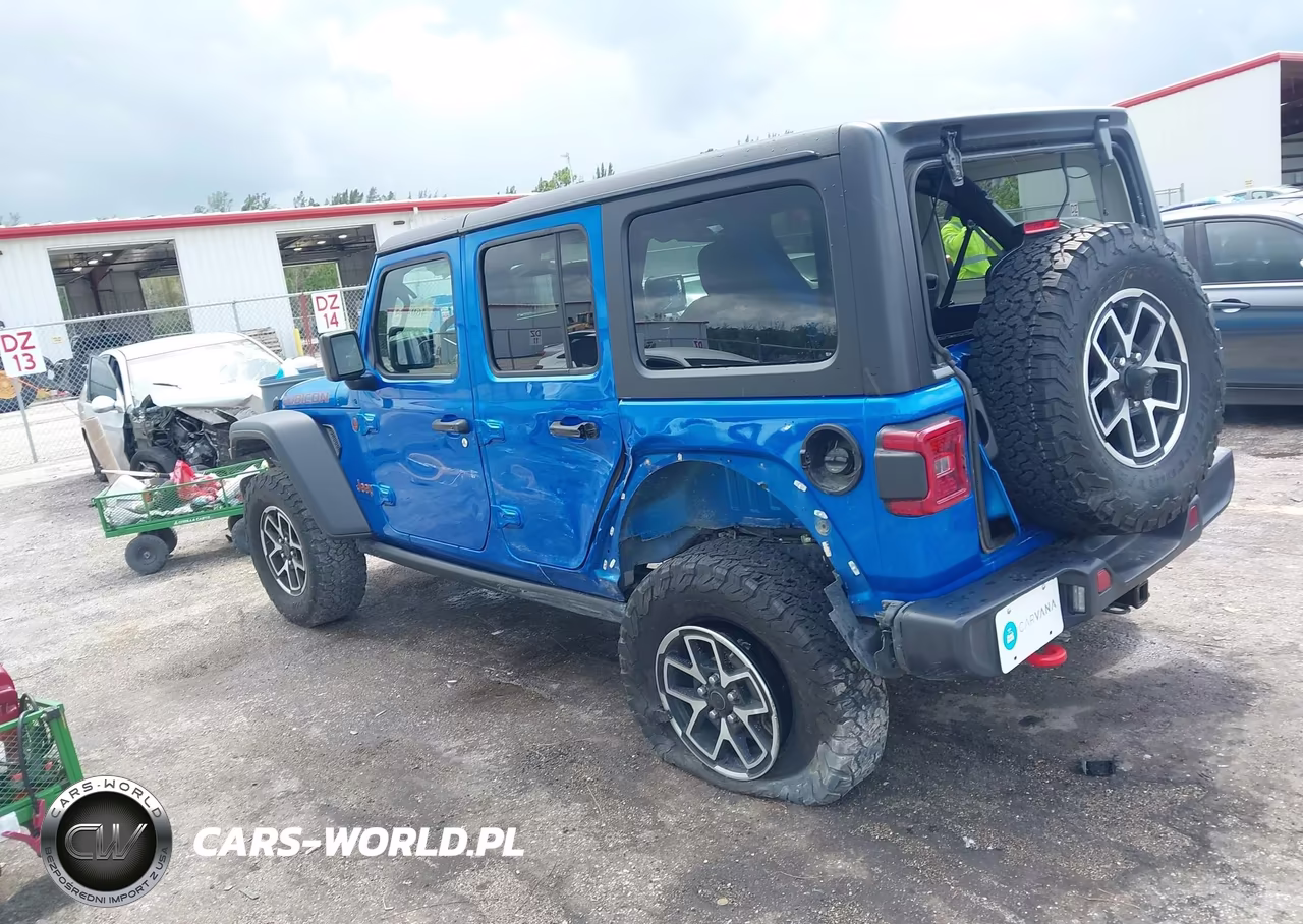 2025 Jeep Wrangler 4-Door Rubicon 4X4 VIN:1C4PJXFN1SW525429 - 3