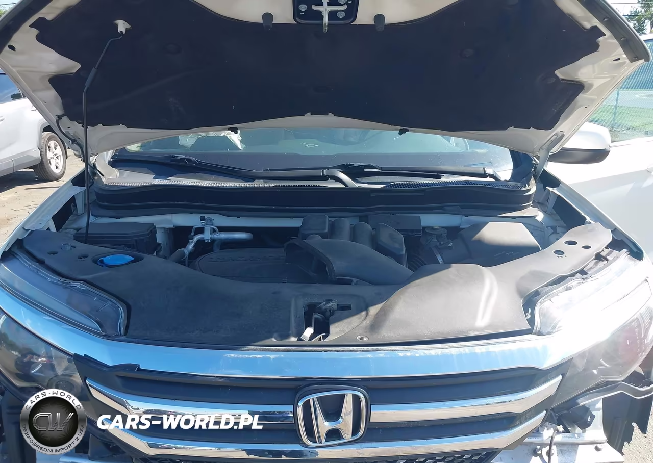 2018 Honda Pilot Ex-L VIN:5FNYF6H57JB055116 - 10