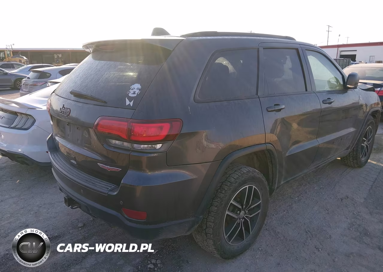 2018 Jeep Grand Cherokee Trailhawk 4X4 VIN:1C4RJFLT9JC137645 - 4