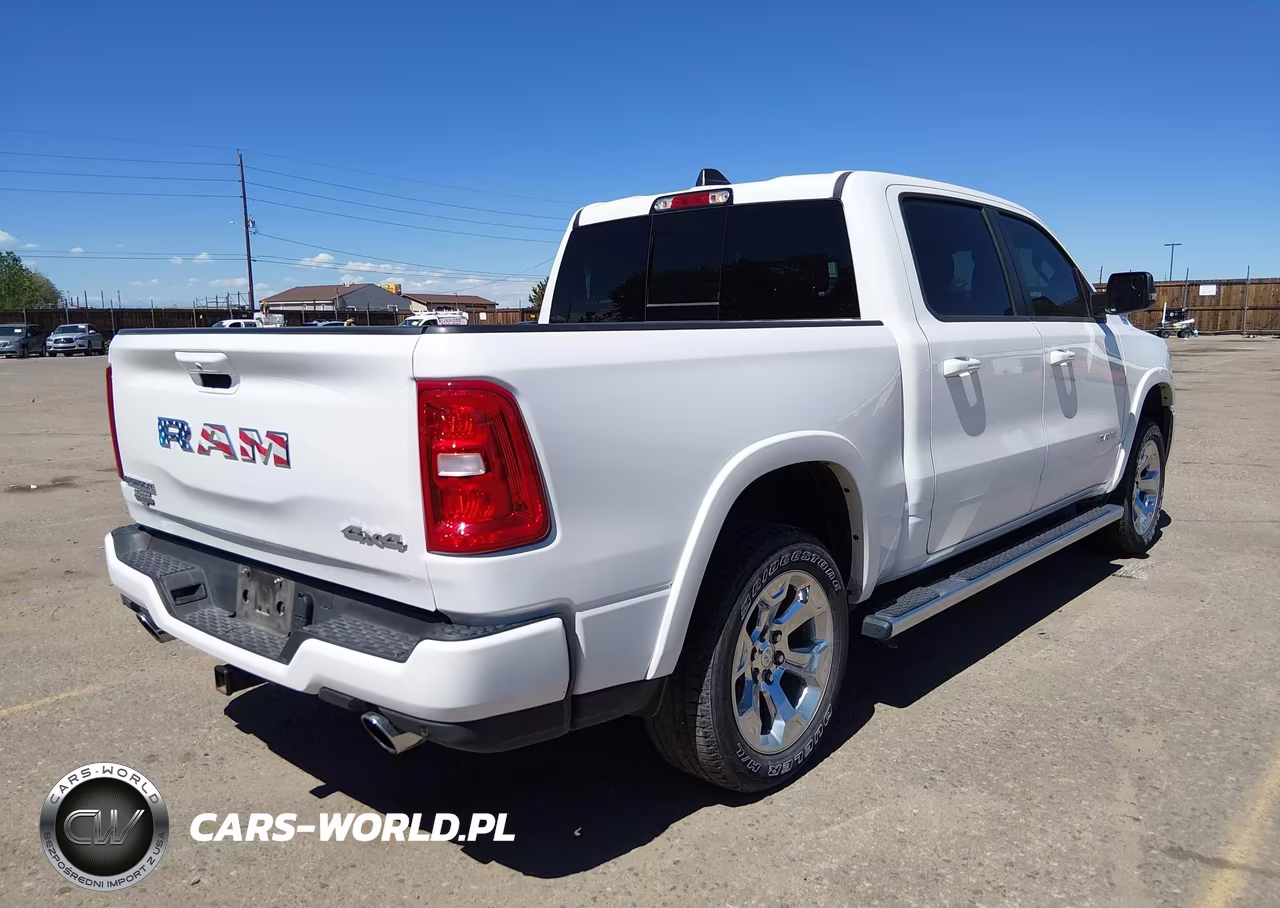 2025 Ram 1500 Big Horn 4X4 5'7 Box VIN:1C6SRFFP3SN528196 - 4