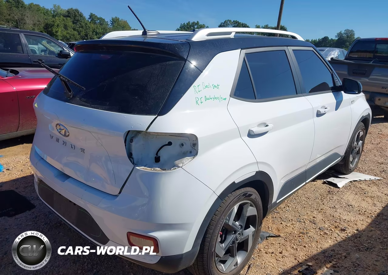 2023 Hyundai Venue Limited VIN:KMHRC8A34PU219015 - 4