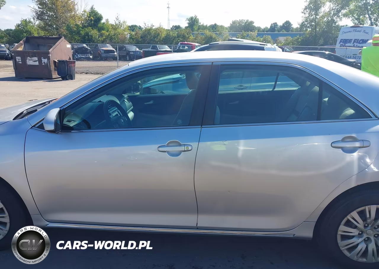 2013 Toyota Camry Le VIN:4T1BF1FK8DU231325 - 14