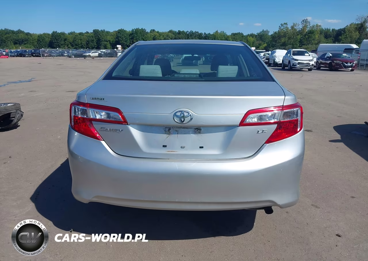 2013 Toyota Camry Le VIN:4T1BF1FK8DU231325 - 16