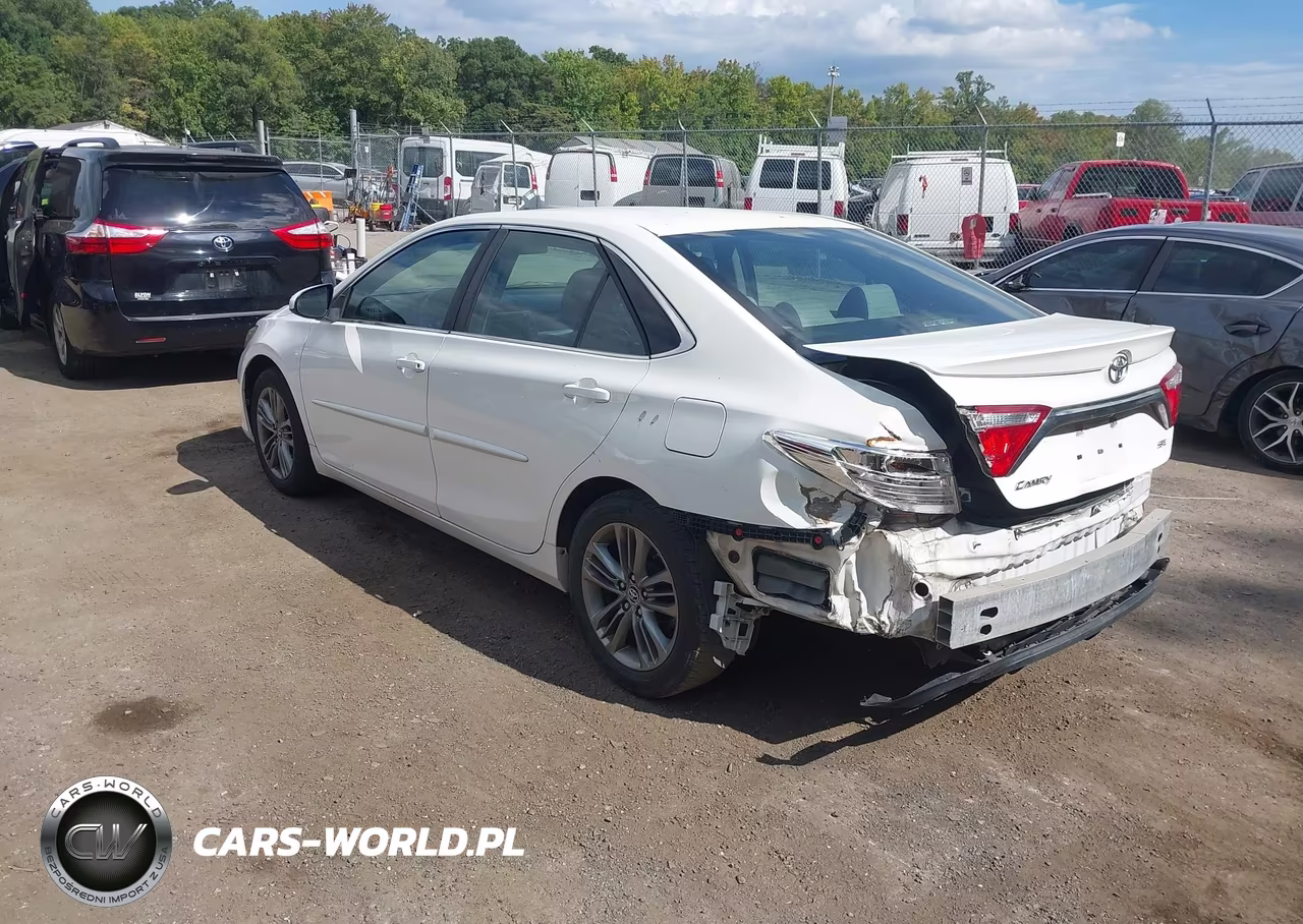 2016 Toyota Camry Se VIN:4T1BF1FK1GU151112 - 3