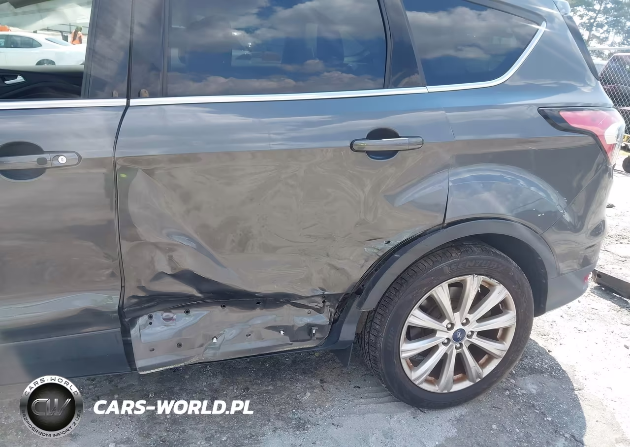 2017 Ford Escape Titanium VIN:1FMCU0JD9HUD06679 - 18
