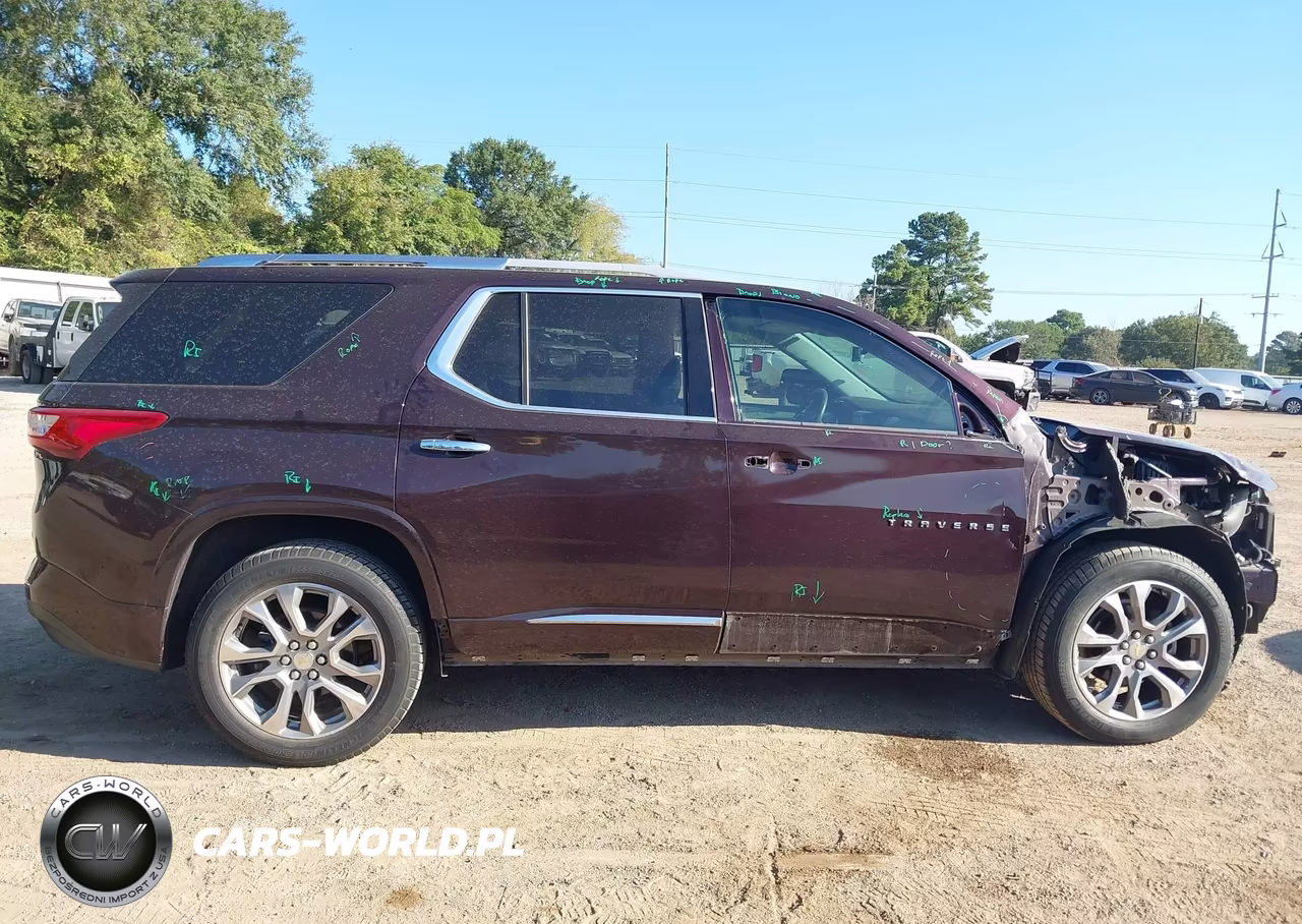 2018 Chevrolet Traverse Premier VIN:1GNERKKW0JJ112714 - 14
