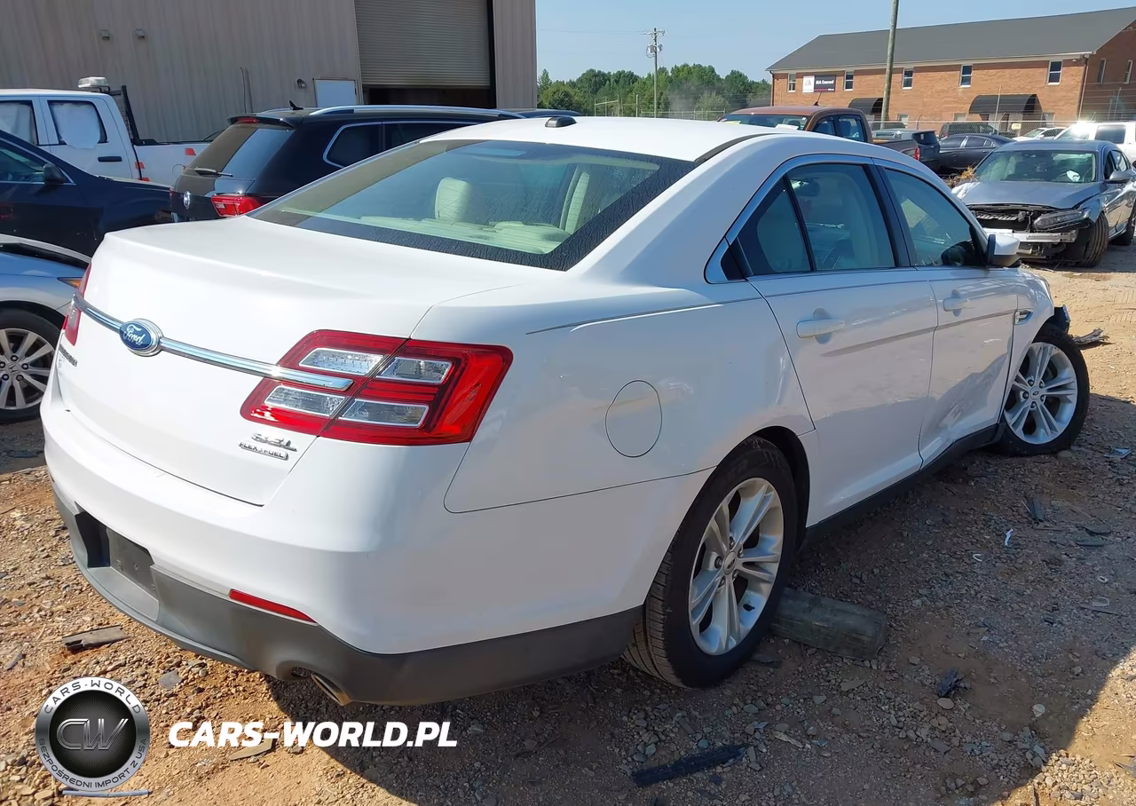2013 Ford Taurus Sel VIN:1FAHP2E84DG158921 - 4