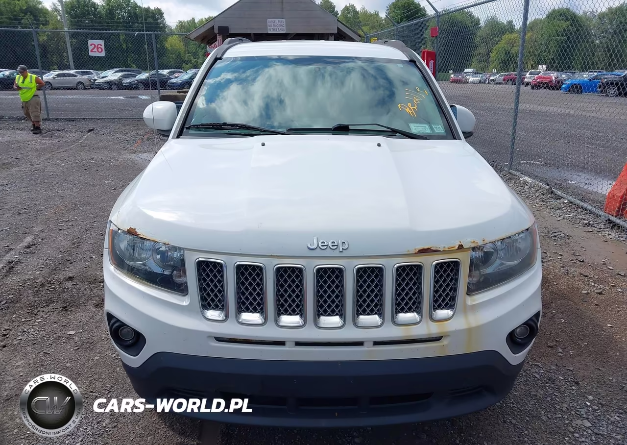 2016 Jeep Compass Latitude VIN:1C4NJDEB4GD712941 - 6