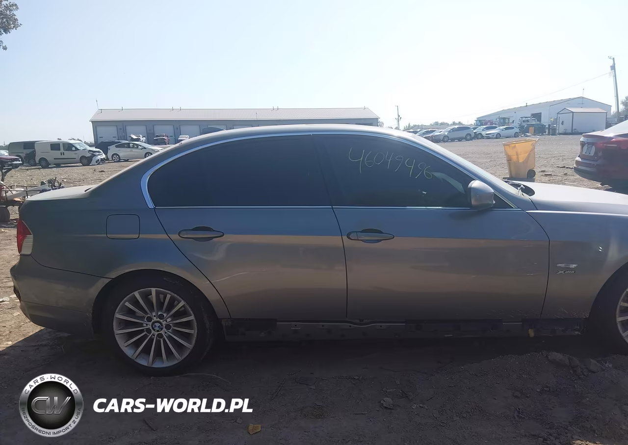 2011 BMW 335I xDrive VIN:WBAPL5G51BNN23082 - 13