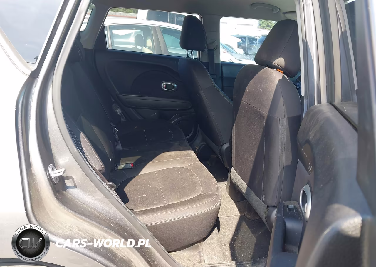 2017 Kia Soul VIN:KNDJN2A2XH7459301 - 8