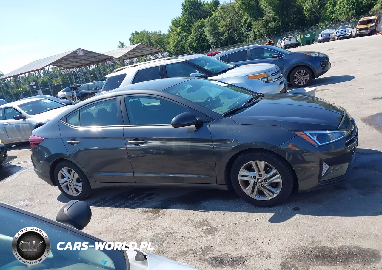 2020 Hyundai Elantra Sel VIN:5NPD84LF3LH625310 - 13