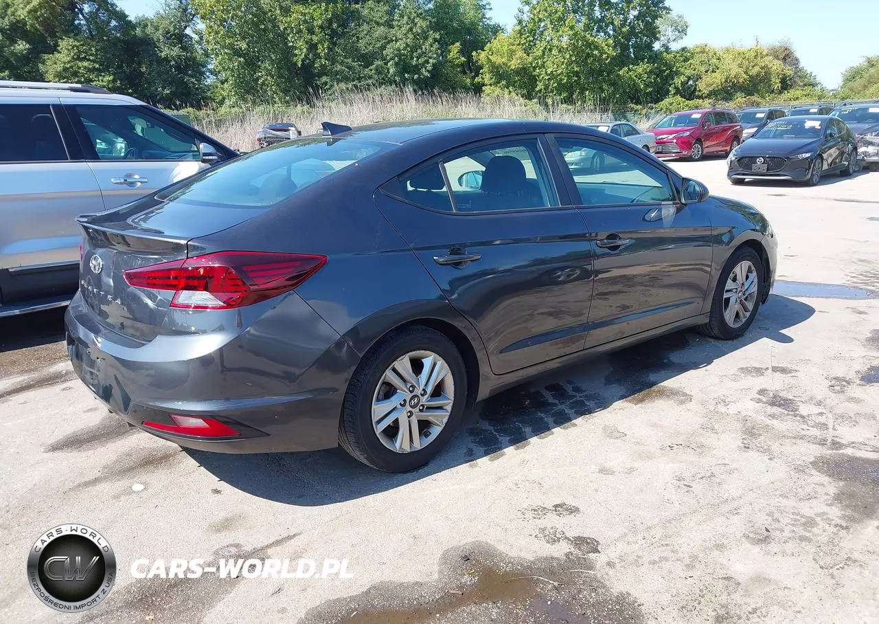 2020 Hyundai Elantra Sel VIN:5NPD84LF3LH625310 - 4