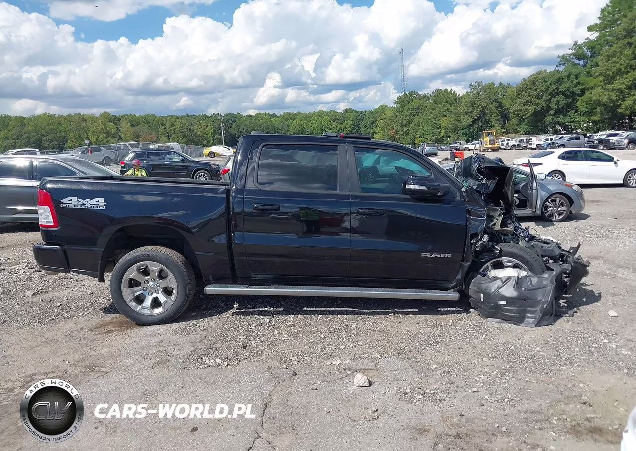 2021 Ram 1500 Big Horn 4X4 5'7 Box VIN:1C6SRFFT9MN739161 - 14
