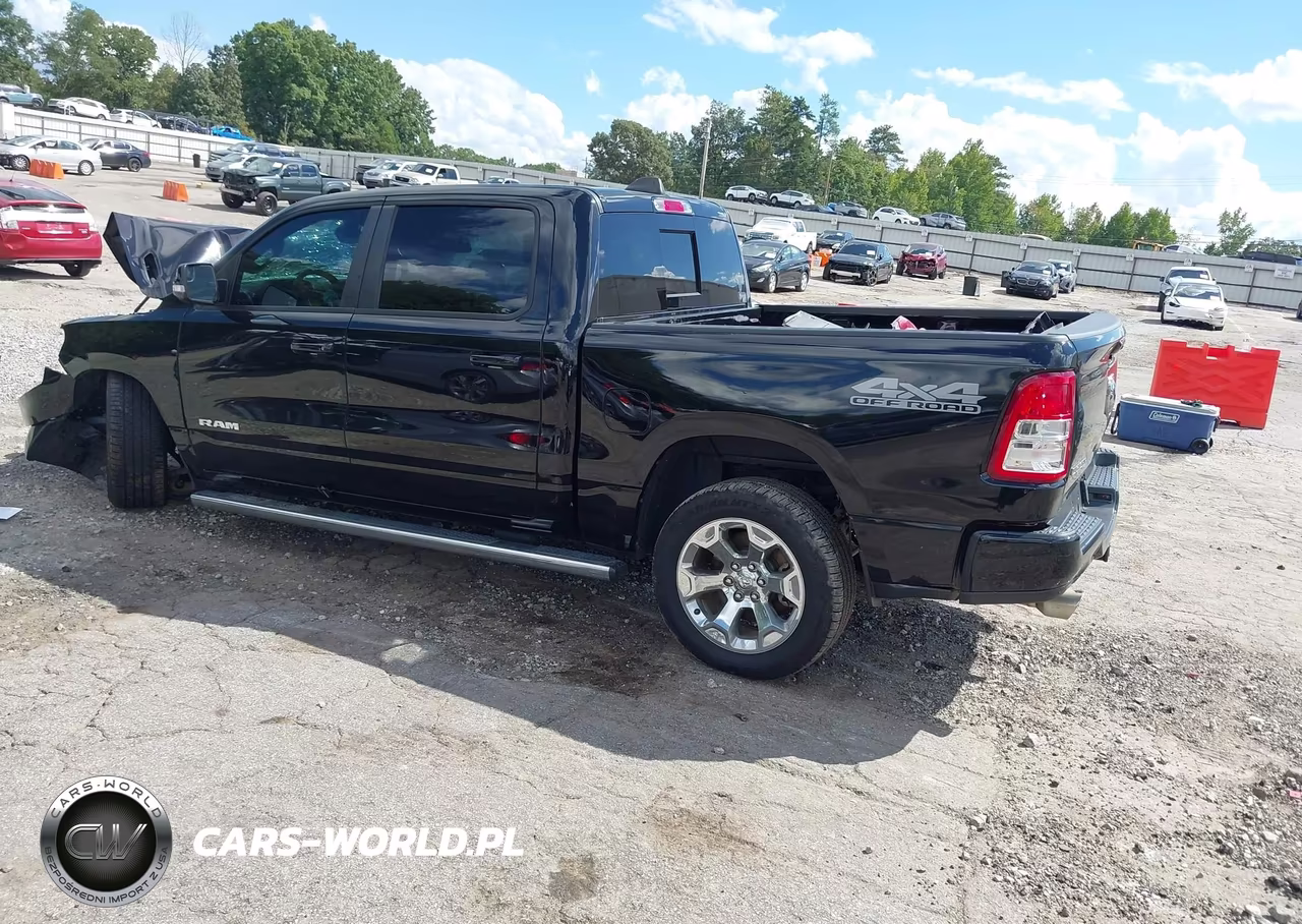2021 Ram 1500 Big Horn 4X4 5'7 Box VIN:1C6SRFFT9MN739161 - 3