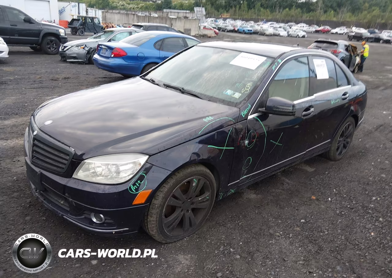 2011 Mercedes-Benz C 300 Luxury 4Matic-Sport 4Matic VIN:WDDGF8BBXBR138840 - 2
